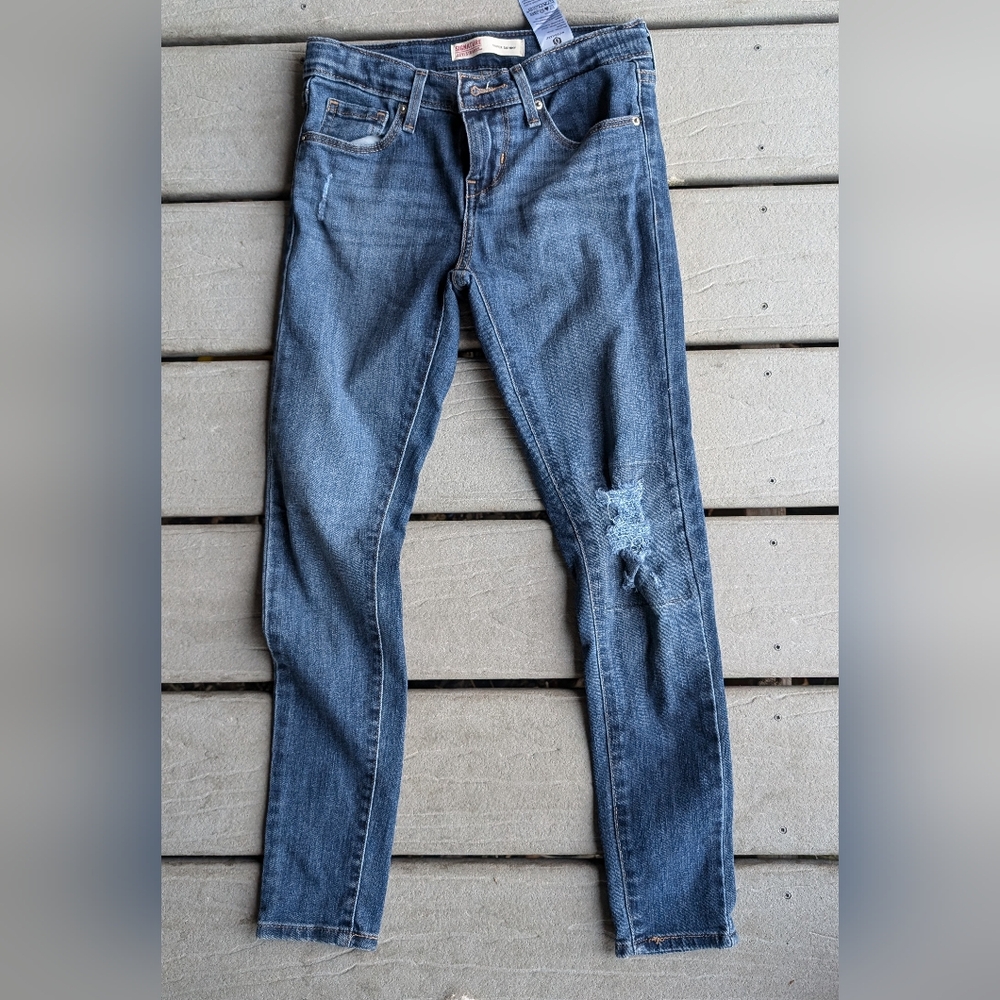 Size girls 10 jean signature Levi Stratus super skinny